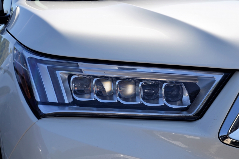 concession-auto-BAUDINARD SUR VERDON-min_acura-headlamp-2834131